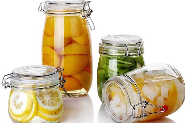 玻璃瓶定製需選好尺寸和顏（yán）色